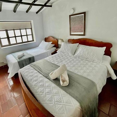 Hotel-Apartahotel Boutique Piedra & Luna فيلا دي ليفا المظهر الخارجي الصورة